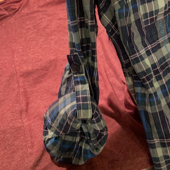 NWOT Women’s Eddie Bauer crinkle style blouse - Picture 3 of 3